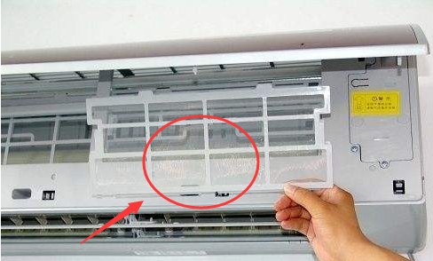 盛夏空調突然不制冷，隔壁老師傅只教我一招，卻是實用!