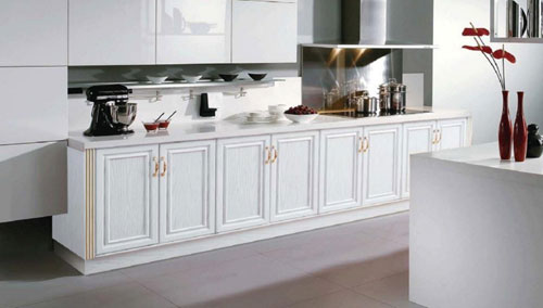 全鋁家居企業(yè)需謹(jǐn)遵經(jīng)濟(jì)規(guī)律，從而懂得利用規(guī)律