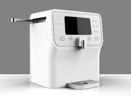 行業諸多新變換 2018年高端智能凈水器將大行其道