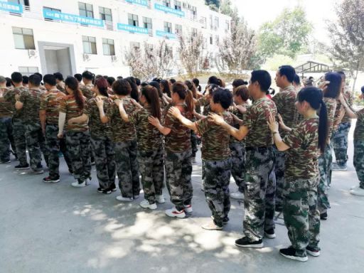 品牌日記|奧田集團(tuán)西北大區(qū)優(yōu)秀經(jīng)銷商培訓(xùn)大會舉行 品牌日記|奧田集團(tuán)西北大區(qū)優(yōu)秀經(jīng)銷商培訓(xùn)大會舉行