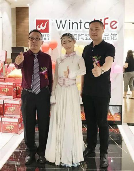 品牌大事|呼市宏陶精品館首戰(zhàn)開(kāi)門紅，引爆周末狂歡潮