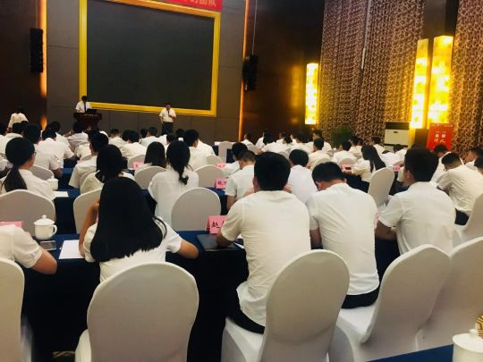 火星人集成灶銷售部9月績溪會議：我們是最棒的團隊！