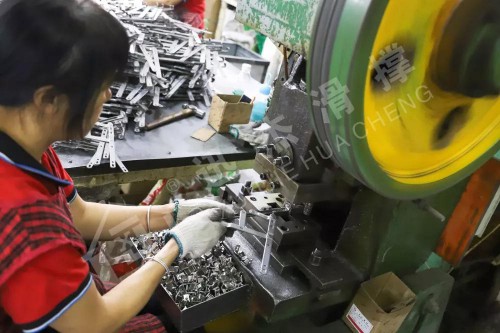 鋁合金門窗滑撐，迅杰一路向前、永不止步！