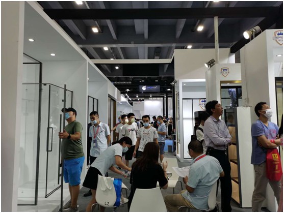 雅利斯淋浴房閃耀廣州建博會，見證品牌實力