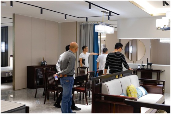 盛大開業(yè)!湖南星港打造廣東家居產(chǎn)業(yè)6千平“星”地標!
